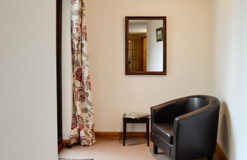 Wigton House | Midday