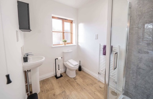 Didcot House | Middle Ashbrook - up to 6 bed - 3.5 bathrooms
