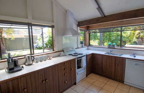 Blenheim Hotel | Middle Park Motel