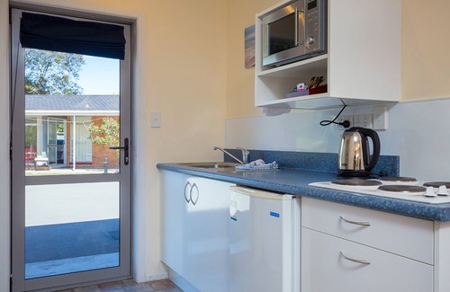 Blenheim Hotel | Middle Park Motel