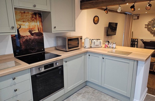 Harleston Cottage | Middletree ideal modern cottage pet friendly