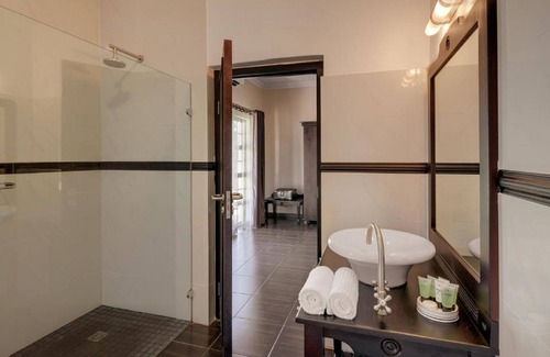 Okahandja Hotel | Midgard