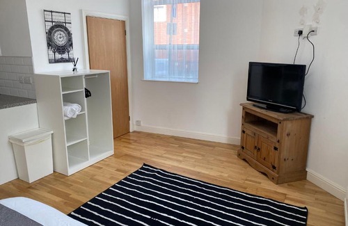 Oadby Apartment | Midland apartments- Open plan