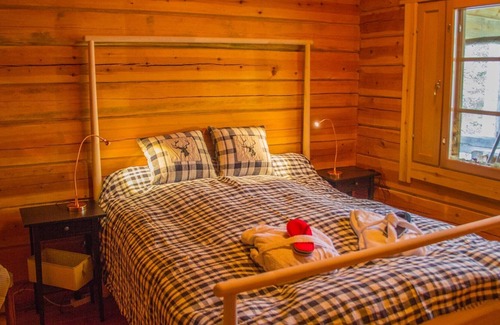 Inari Cabin | Midnight sun in Finnish Lapland
