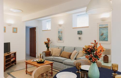 Niton Cabin | Midori Lodge