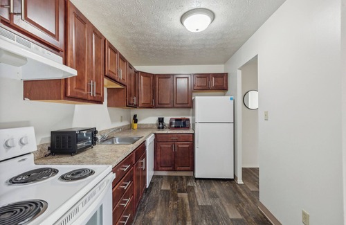 Parma Apartment | Midtown 3402I Cozy & Comfy I Free Parking