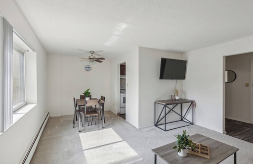 Parma Apartment | Midtown 3402I Cozy & Comfy I Free Parking