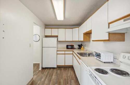 Parma Apartment | Midtown 3605i Cozy & Comfy I Free Parking