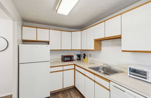 Parma Apartment | Midtown 3605I Cozy & Comfy I Free Parking