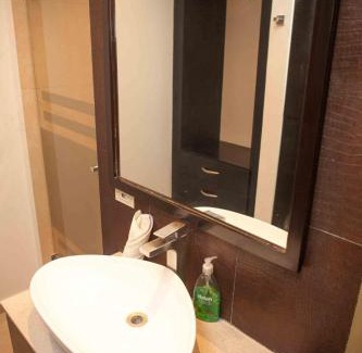 Playa Blanca Apartment | Midtown Apto in Town Center
