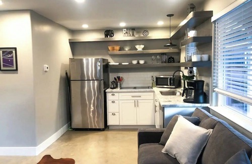 Boulevard Park House | Midtown Charm: Loft & Private Parking—Perfect Spot