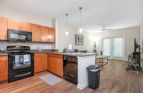 Westside Apartment | Midtown Contemporary Getaway with Spacious Balcony