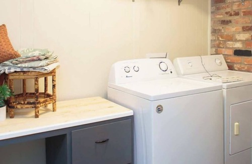 Savannah House | Midtown Cottage in Savannah