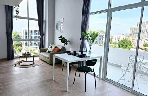 Chatuchak Apartment | Midtown Duplex Ratchayothin 272
