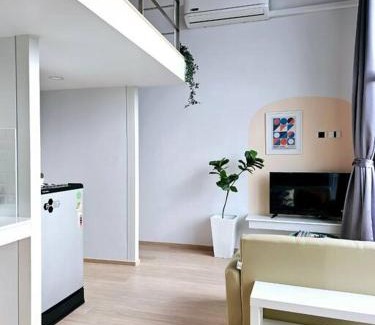Chatuchak Apartment | Midtown Duplex Ratchayothin 275