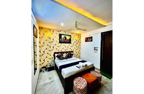 Delhi House | Midtown Homes I