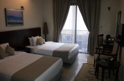 Hamra Hotel | Midtown Hotel & Suites