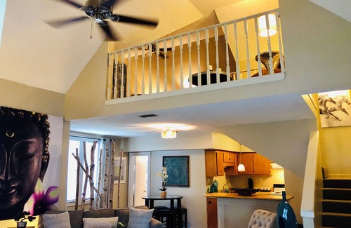 Hannon Park Apartment | Midtown Loft in a Historic four plex in Midtown Mobile