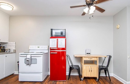 Hillcrest Apartment | Midtown Mod 2