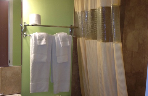 Moncton Hotel | Midtown Motel & Suites