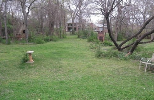 Tulsa House | Midtown Tulsa, Quiet Street, Minutes to Expo, Hospitals, Shops, large yard