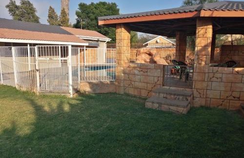 Kimberley Apartment | Midway Overnight Rooms