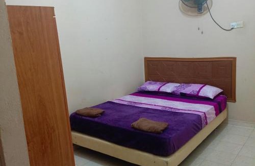 Kampung Dusun Kudus House | MieHomestay Bukit payong
