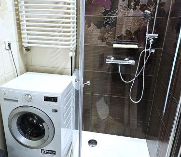 Zakrzowek Apartment | Mieszkanie 6-osobowe Kraków przy pływających basenach Zakrzówek