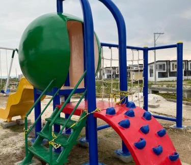 Nasugbu House | Migs&Lucia NewNew House in Tagaytay and Caleruega