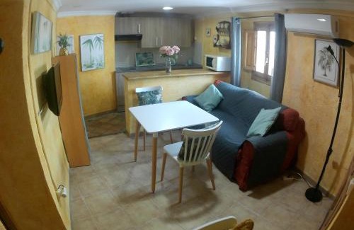 Tijola Apartment | Miguel y Rosa
