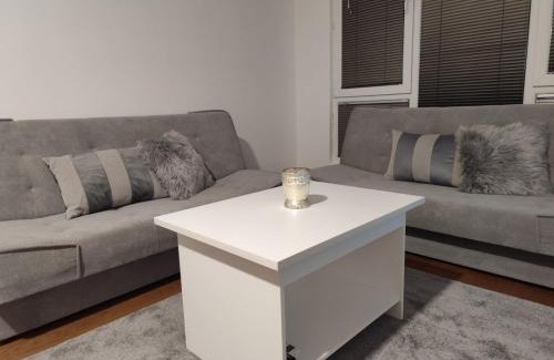 Petrovec Apartment | Miha apartment