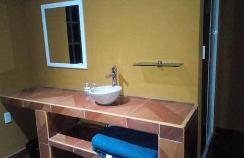 La Orilla Hotel | mihotel.club