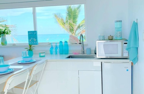 Governor's Harbour Apartment | Mika's Resort