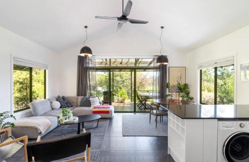 Kangaroo Valley House | Mike's - A Luxurious Cabin Surrounded By Nature