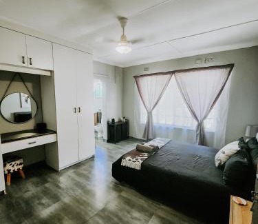 Mbazwana Apartment | Mike's Lodge Sodwana Bay