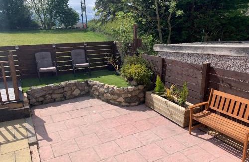 Menai Bridge House | Mikes at Menai - Stylish & Spacious 3 bed house in Menai Bridge.