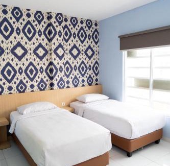 Bungurasih Hotel | Miko Rooms & Capsules hotel