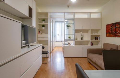 Scala Apartment | Milan Duomo Suites