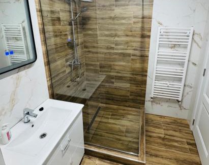 Corunca Apartment | Milan Luxury Apartaments XIII#Tudor