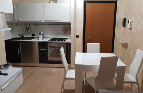 Gallarate Apartment | Milan Malpensa Large AP