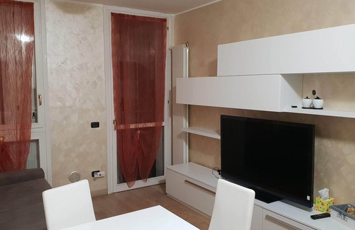 Gallarate Apartment | Milan Malpensa Large AP