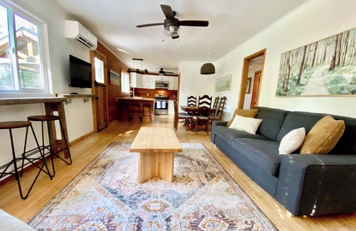 York Cottage | Miles Away Cottage