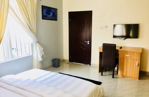 Ajah Hotel | Milestone Hotel Annex