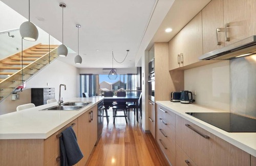 Augusta Apartment | Milieu at Seine