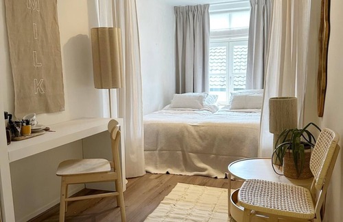 Venlo Bed & Breakfast | Milk and Cookies