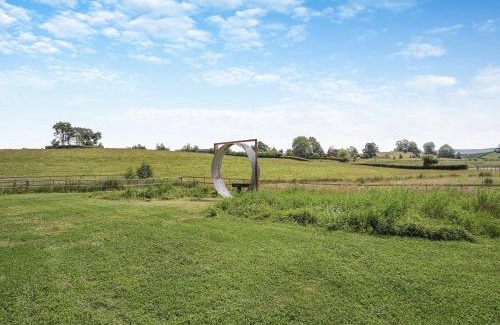 Huntley House | Milkman's Barn