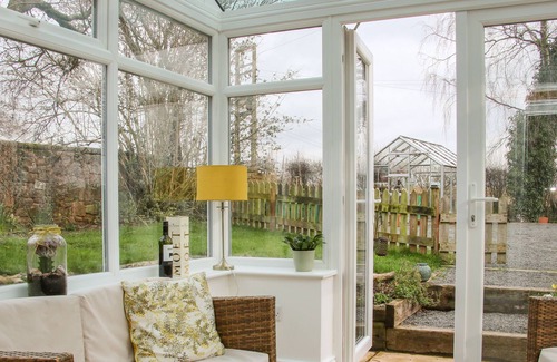 Cosford Cottage | MILL BANK COTTAGE, romantic, character holiday cottage in Pattingham