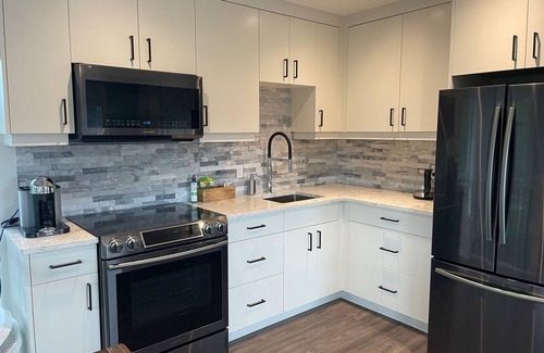 Mill Bay Apartment | Mill Bay Retreat