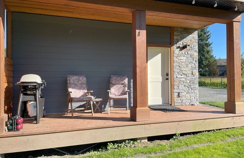 Mill Bay Apartment | Mill Bay Retreat