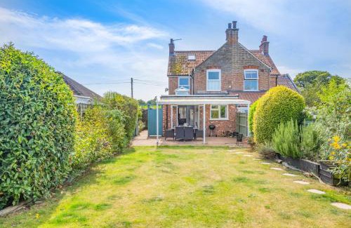 Wrentham House | Mill Cove